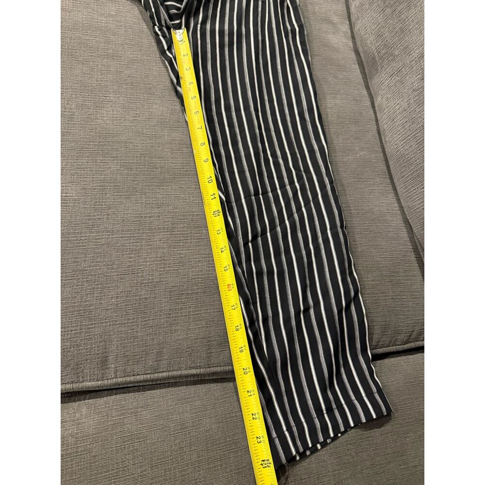 Iris Small Black White Pin Striped Jumpsuit Romper 3/4 Sleeves Straight Leg NWOT - Picture 12 of 13